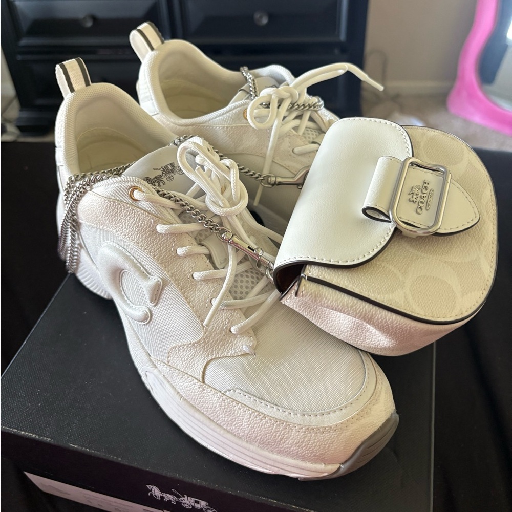Coach Runner Canvas Sneaker & Purse On A Chain SET - Picture 3 of 11